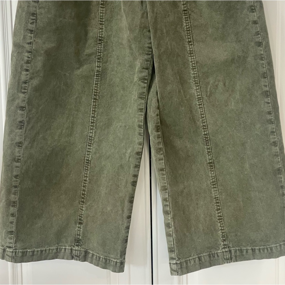 American Eagle Corduroy pants Super Stretch high waisted wide leg olive green 8 - Picture 3 of 16